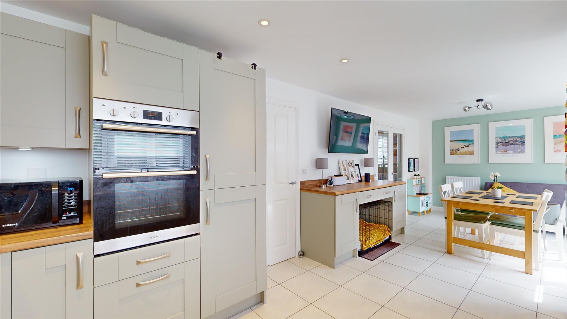 Friesland Avenue, Whitehouse, Milton Keynes